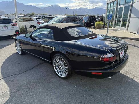 Used 2006 Jaguar XK8 Convertible image 8