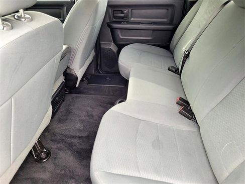 Used 2017 RAM 1500 Express image 12