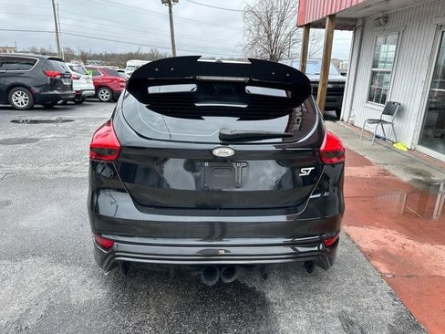 Used 2016 Ford Focus ST w/ Equipment Group 402A image 6