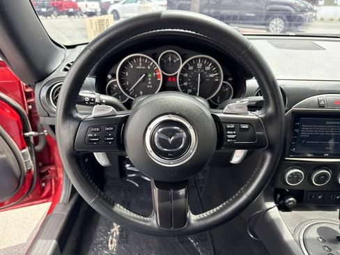 Used 2014 MAZDA MX-5 Miata Grand Touring w/ Premium Package RWD image 22