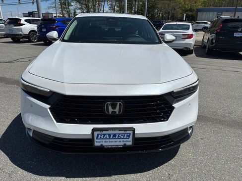 Used 2025 Honda Accord EX-L image 8