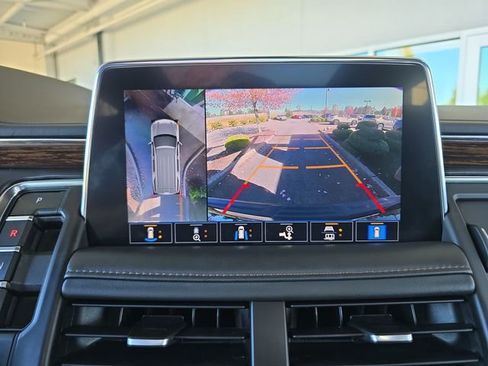 Certified 2021 Chevrolet Suburban High Country image 16