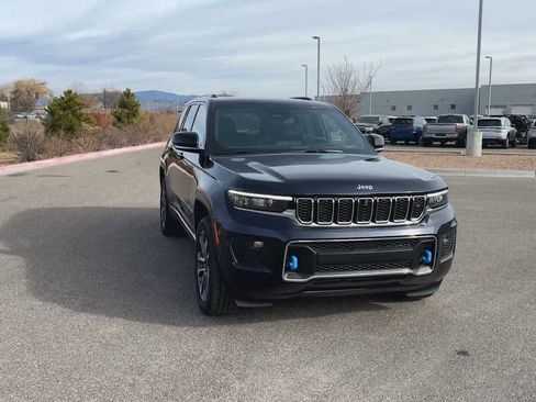 New 2024 Jeep Grand Cherokee Overland w/ Advanced Protech Group III image 5