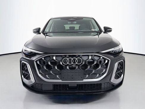 Used 2025 Audi Q5 Premium Plus w/ Premium Plus AWD/4WD image 2