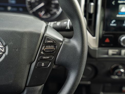 Used 2025 Nissan Frontier SV RWD image 26