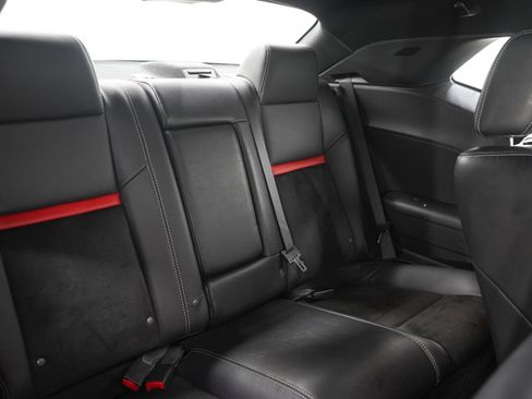 Used 2009 Dodge Challenger SRT8 w/ SRT Option Group II RWD image 12