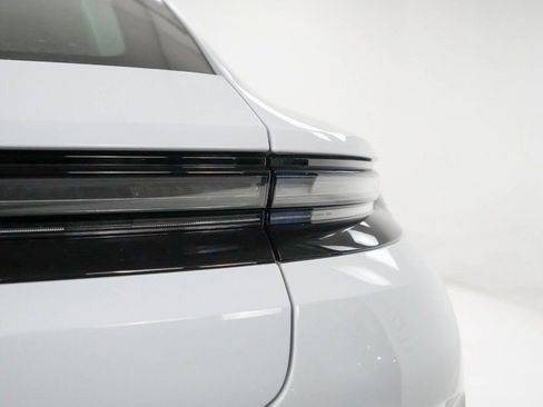 New 2026 Porsche Panamera 4 image 12