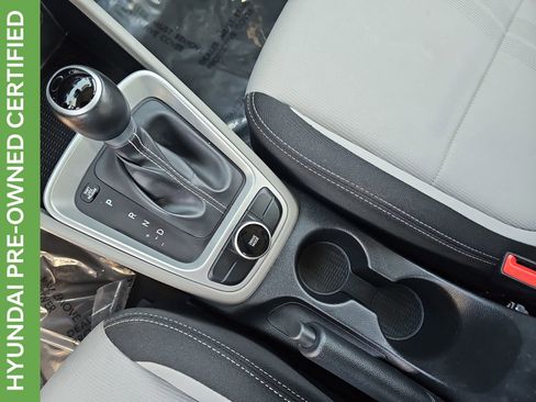 Certified 2023 Hyundai Venue SEL FWD image 25