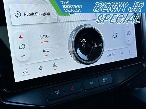 Used 2025 Ford F150 Lightning Flash image 16