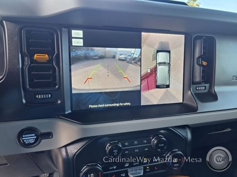 Used 2023 Ford Bronco Badlands image 19