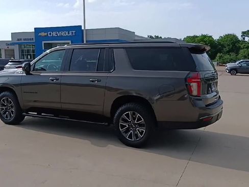 Certified 2021 Chevrolet Suburban Z71 AWD/4WD image 6