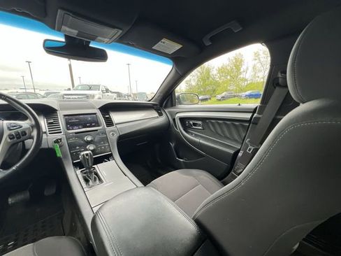 Used 2013 Ford Taurus SEL FWD image 11