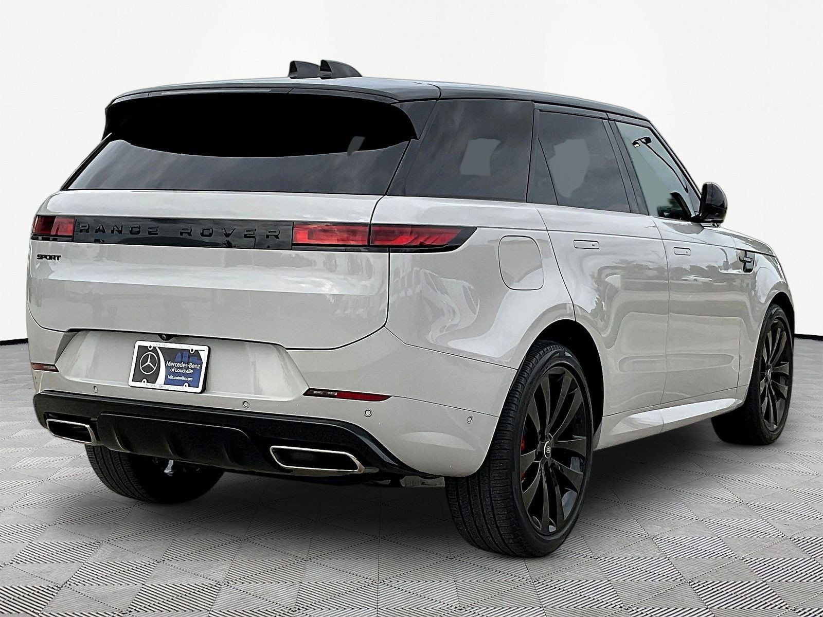Used 2024 Land Rover Range Rover Sport Dynamic SE AWD/4WD image 6