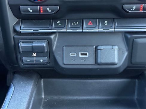 Used 2021 Chevrolet Silverado 1500 LT Trail Boss image 25