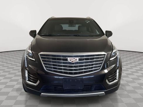 Used 2019 Cadillac XT5 Platinum AWD/4WD image 2
