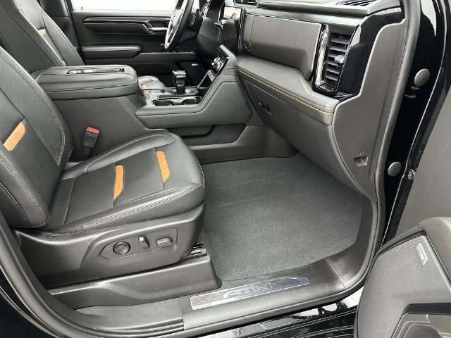 Used 2022 GMC Sierra 1500 AT4 w/ AT4 Premium Package AWD/4WD image 23