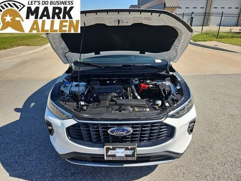Used 2024 Ford Escape Platinum AWD/4WD image 30