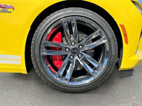 Used 2016 Chevrolet Camaro SS image 30