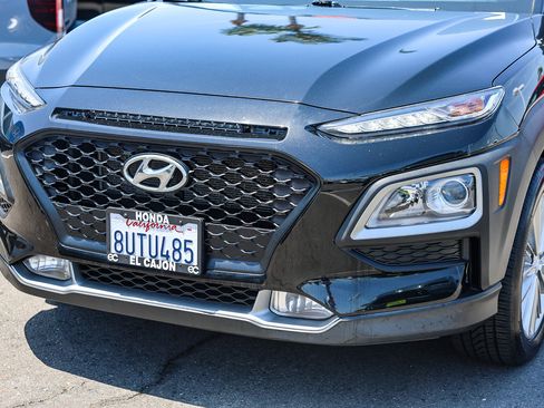 Used 2021 Hyundai Kona SEL Plus w/ Cargo Package FWD image 19