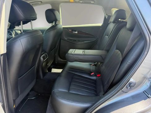 Used 2016 INFINITI QX50 AWD w/ Premium Plus Package image 34