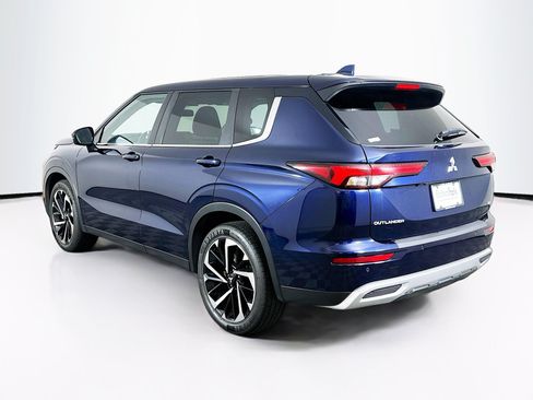 Used 2024 Mitsubishi Outlander SE FWD image 5