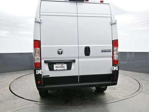 Used 2023 RAM ProMaster 2500 FWD image 42