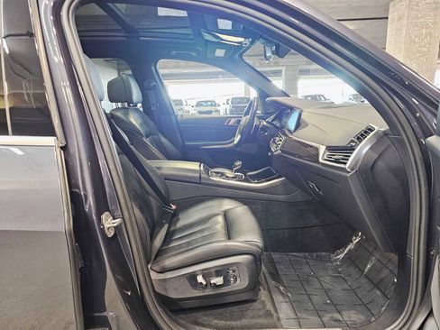 Used 2020 BMW X5 xDrive50i w/ Off-Road Package image 27