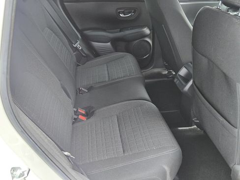 Used 2023 Honda HR-V LX image 16