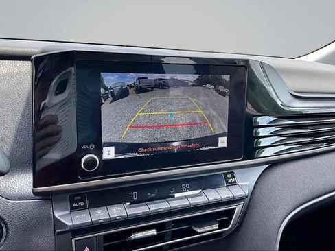 Used 2025 Toyota Camry LE FWD image 16