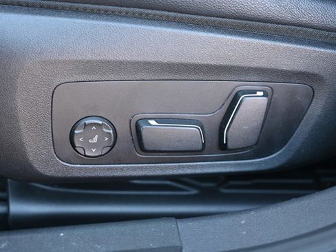 Used 2024 BMW 330i xDrive Sedan image 17