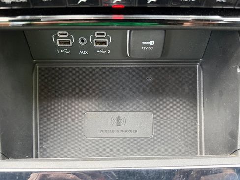 Used 2024 Jeep Grand Cherokee Altitude AWD/4WD image 25