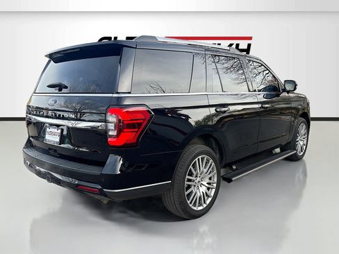 Used 2023 Ford Expedition Limited image 7
