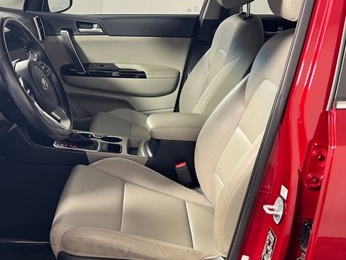 Used 2021 Kia Sportage EX image 15