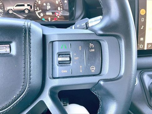 Used 2022 Land Rover Defender 110 X image 21