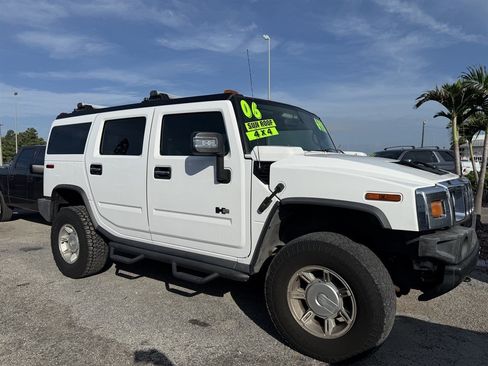 Used 2006 HUMMER H2 w/ Chrome Appearance Package AWD/4WD image 1