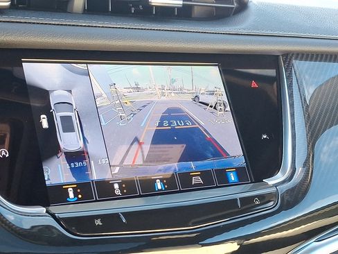 Certified 2025 Cadillac XT6 Sport w/ Technology Package image 22