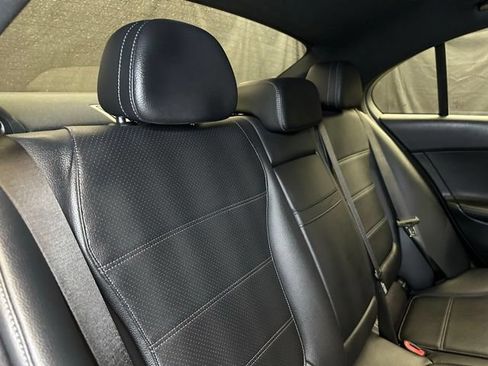 Used 2025 Mercedes-Benz C 300 4MATIC Sedan image 19