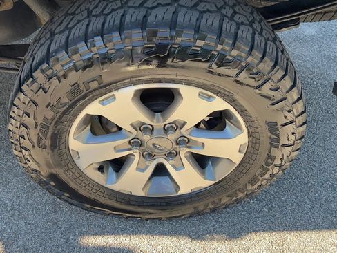 Used 2014 Ford F150 STX w/ Equipment Group 201A Mid AWD/4WD image 13