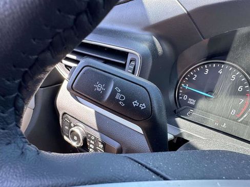Used 2024 Ford Explorer XLT w/ Equipment Group 202A AWD/4WD image 14