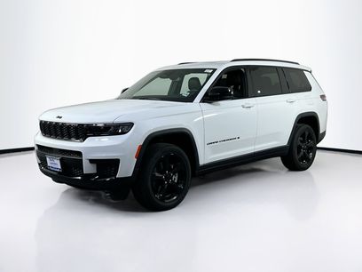 Used 2023 Jeep Grand Cherokee L Laredo