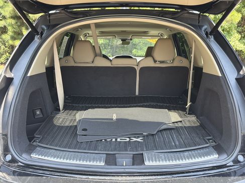Used 2020 Acura MDX SH-AWD w/ Technology Package image 29