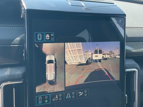 New 2026 GMC Yukon XL Elevation AWD/4WD image 15