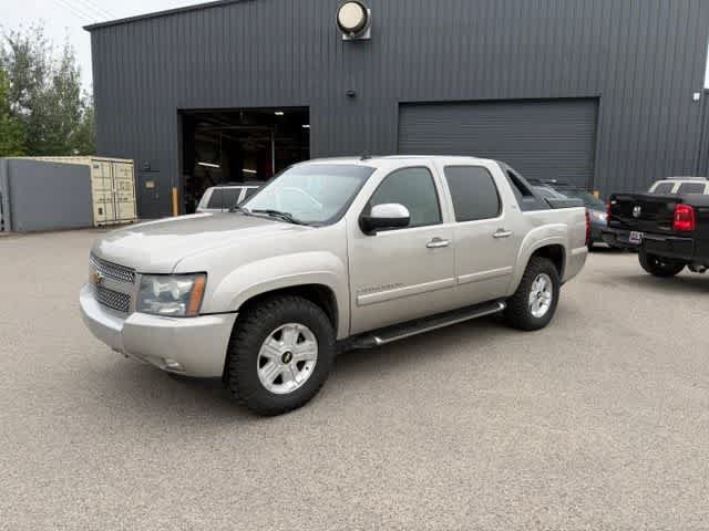 Used 2008 Chevrolet Avalanche LT w/ LT Preferred Equipment Group AWD/4WD image 2