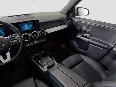 Used 2023 Mercedes-Benz GLB 250 image 25