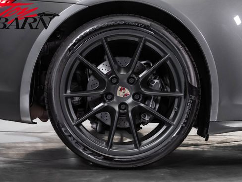Used 2016 Porsche 911 Carrera 4 AWD/4WD image 22