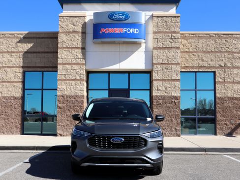 New 2026 Ford Escape Active image 3