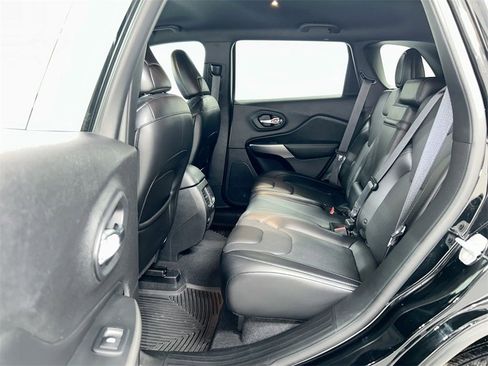 Used 2019 Jeep Cherokee High Altitude image 20