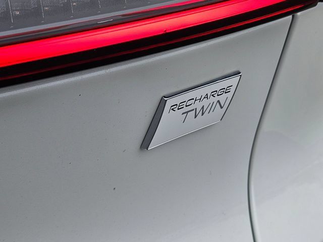 Used 2023 Volvo C40 P8 Recharge Ultimate AWD/4WD image 11