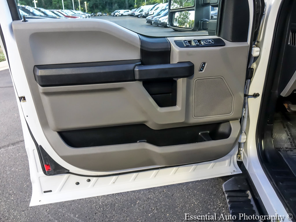 Used 2017 Ford F350 XL w/ Power Equipment Group AWD/4WD image 17