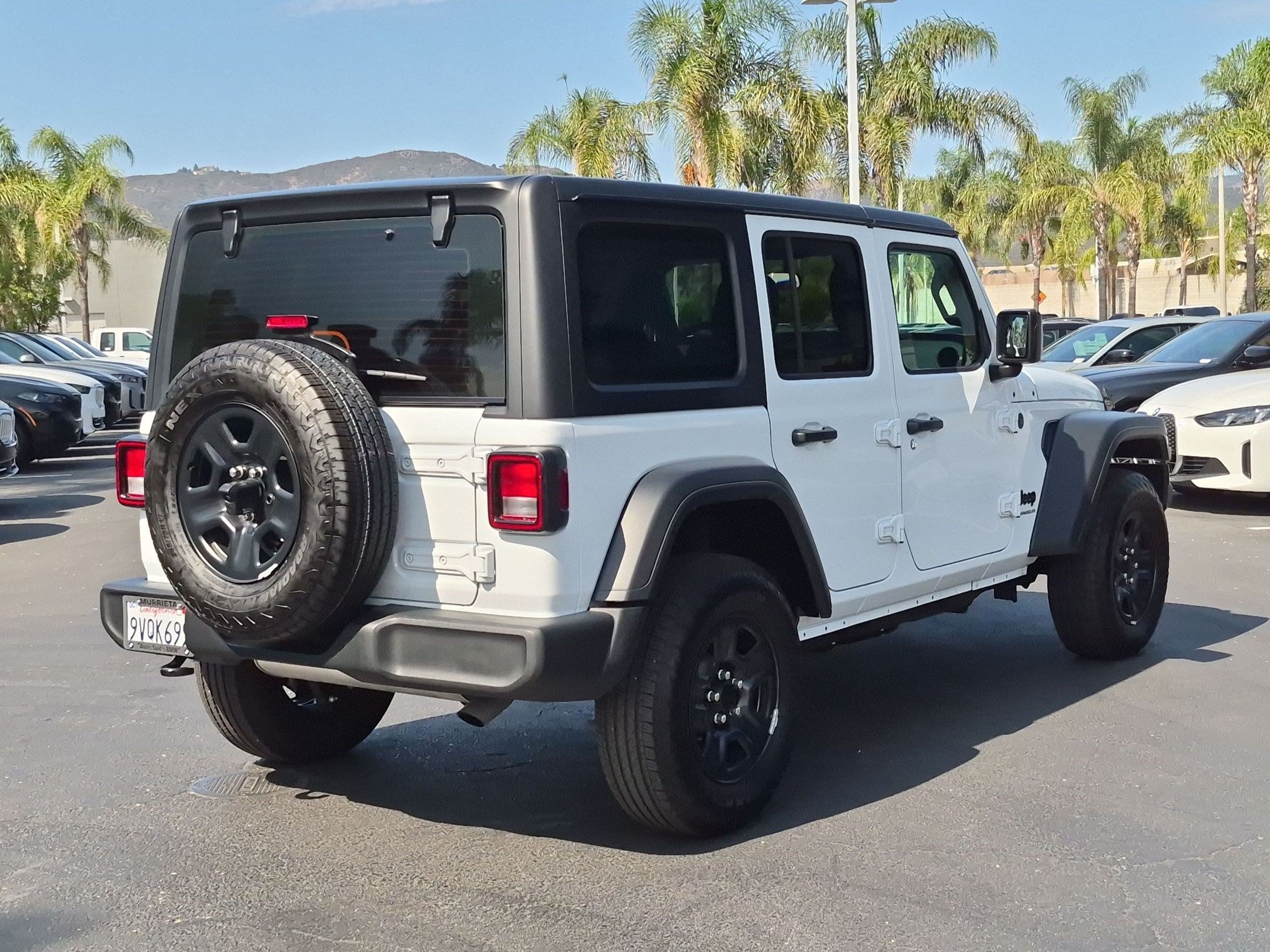 Used 2025 Jeep Wrangler Unlimited Sport AWD/4WD image 10
